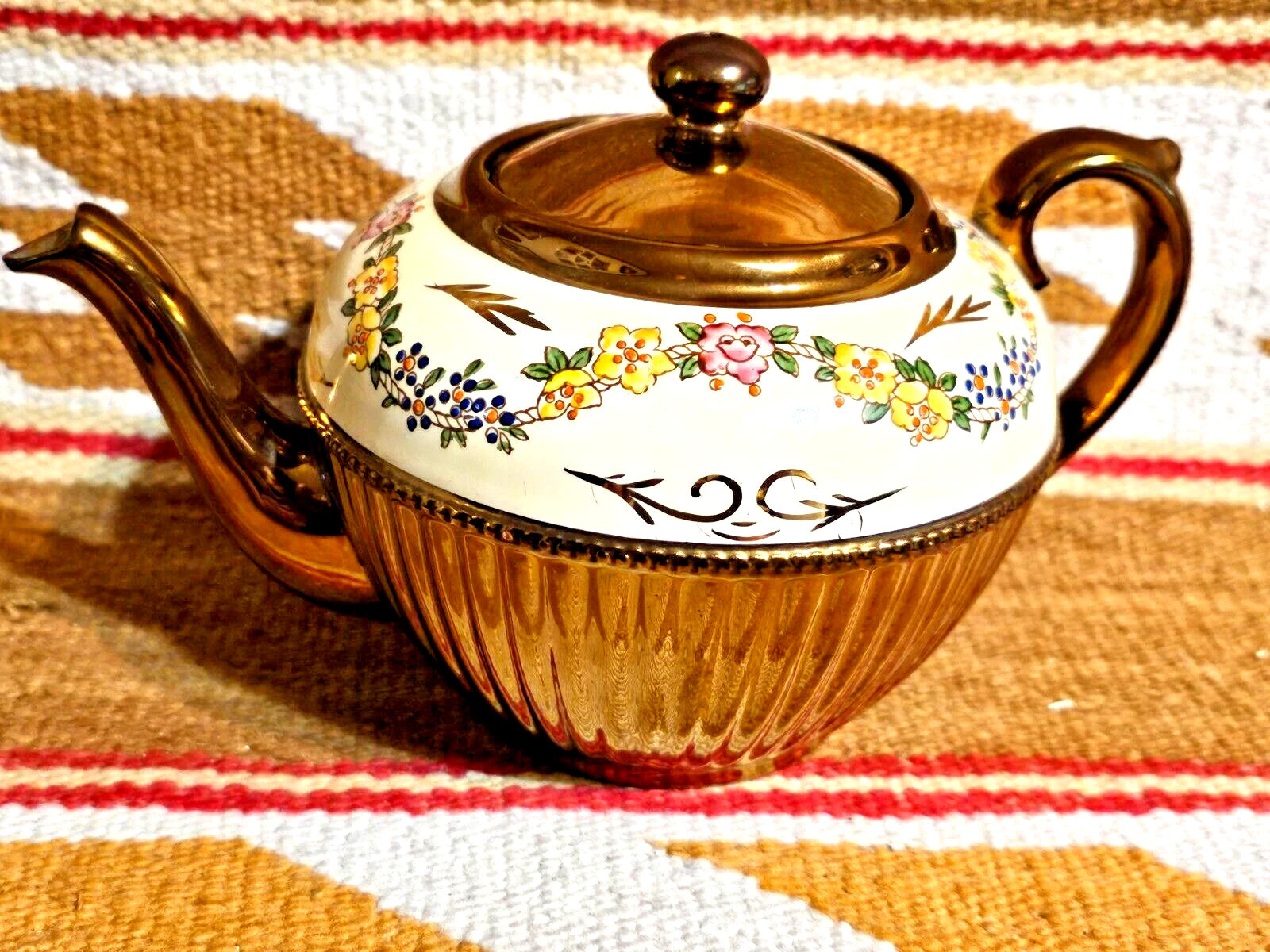BEAUTIFUL COPPER LUSTRE LUSTER TEAPOT HAND PAINTED ENAMEL FLOWERS GIBSONS N.MINT | eBay