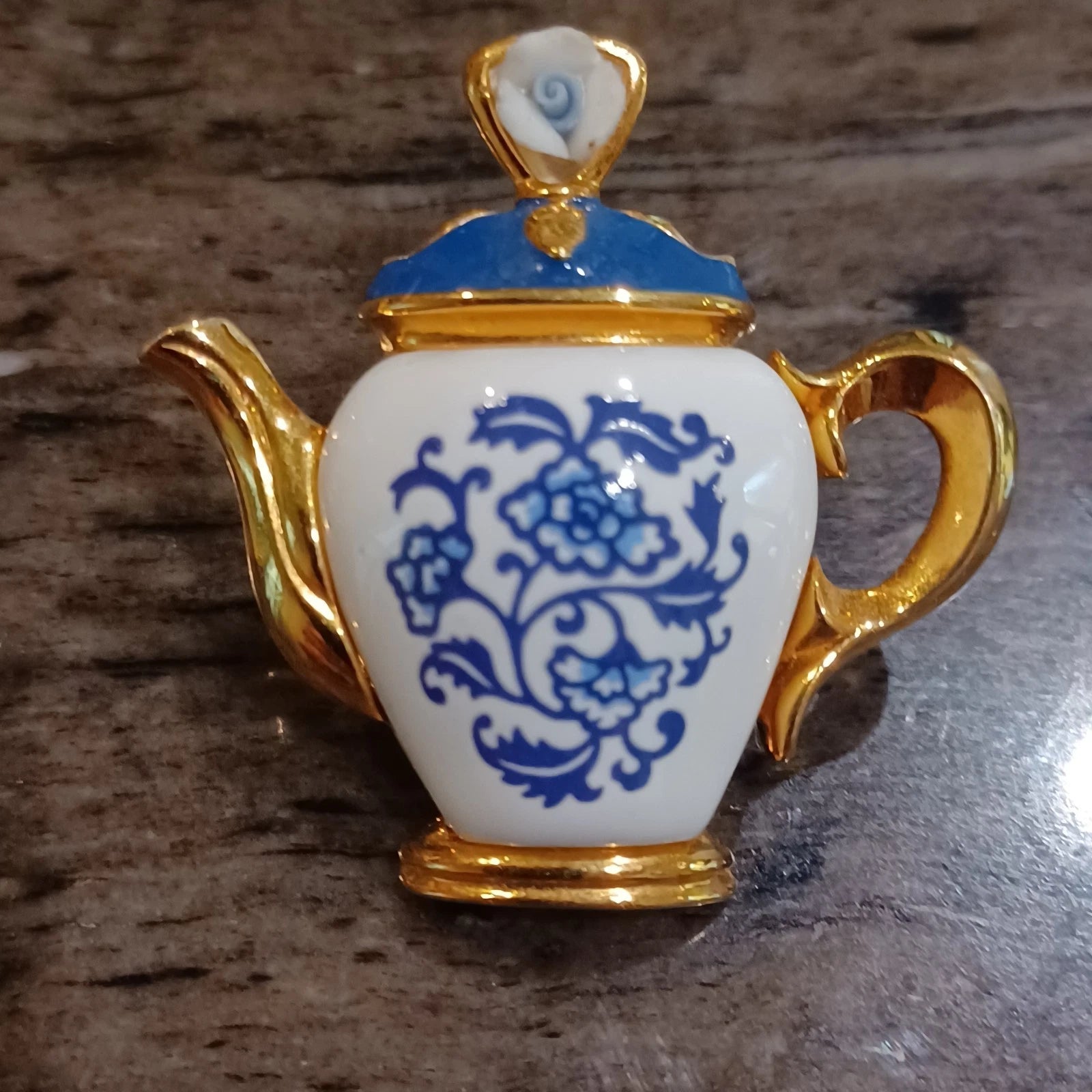 2-Vtg Avon teapot pins brooches marked porcelain faux pearl gold tone enamel | eBay
