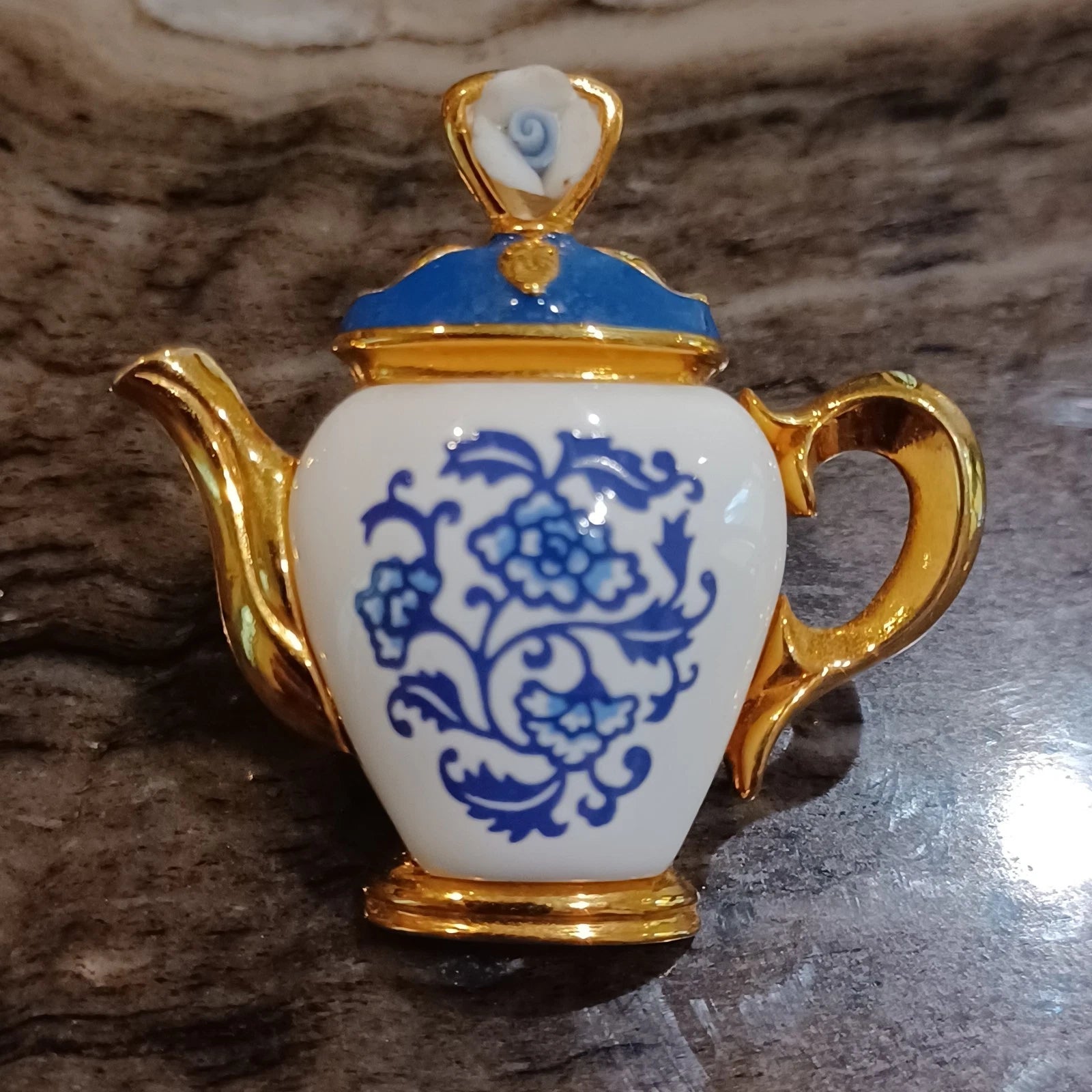 2-Vtg Avon teapot pins brooches marked porcelain faux pearl gold tone enamel | eBay