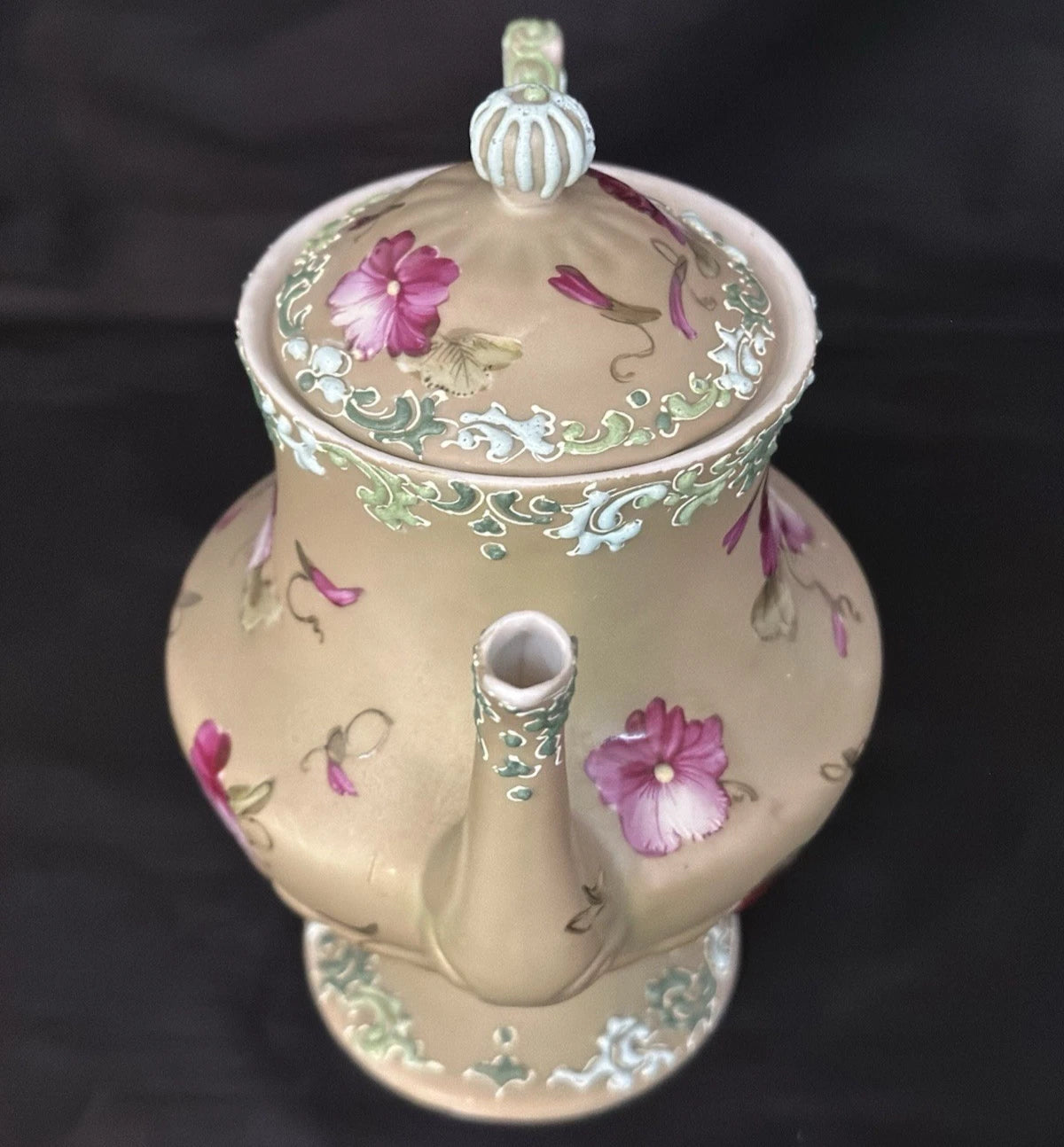 NIPPON ERA TEAPOT WITH BEAUTIFUL ENAMEL & SQUEEZE BAG DECORATIONS....RARE! | eBay