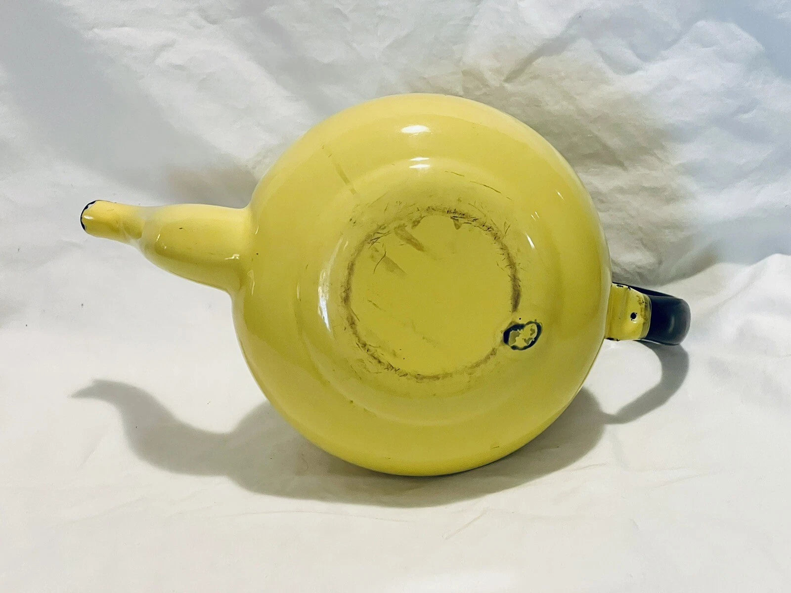 VINTAGE YELLOW ENAMELWARE TEAPOT GOOSENECK SPOUT & BLACK HANDLE | eBay