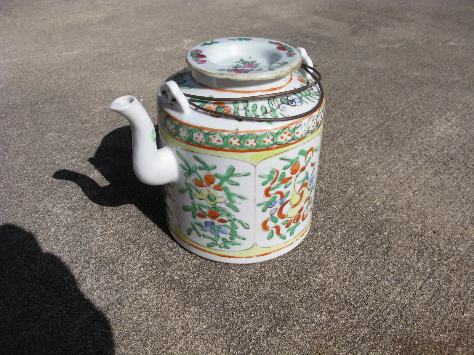 Antique Chinese porcelain teapot hand painted enamels in Famille Verte 19thC | eBay