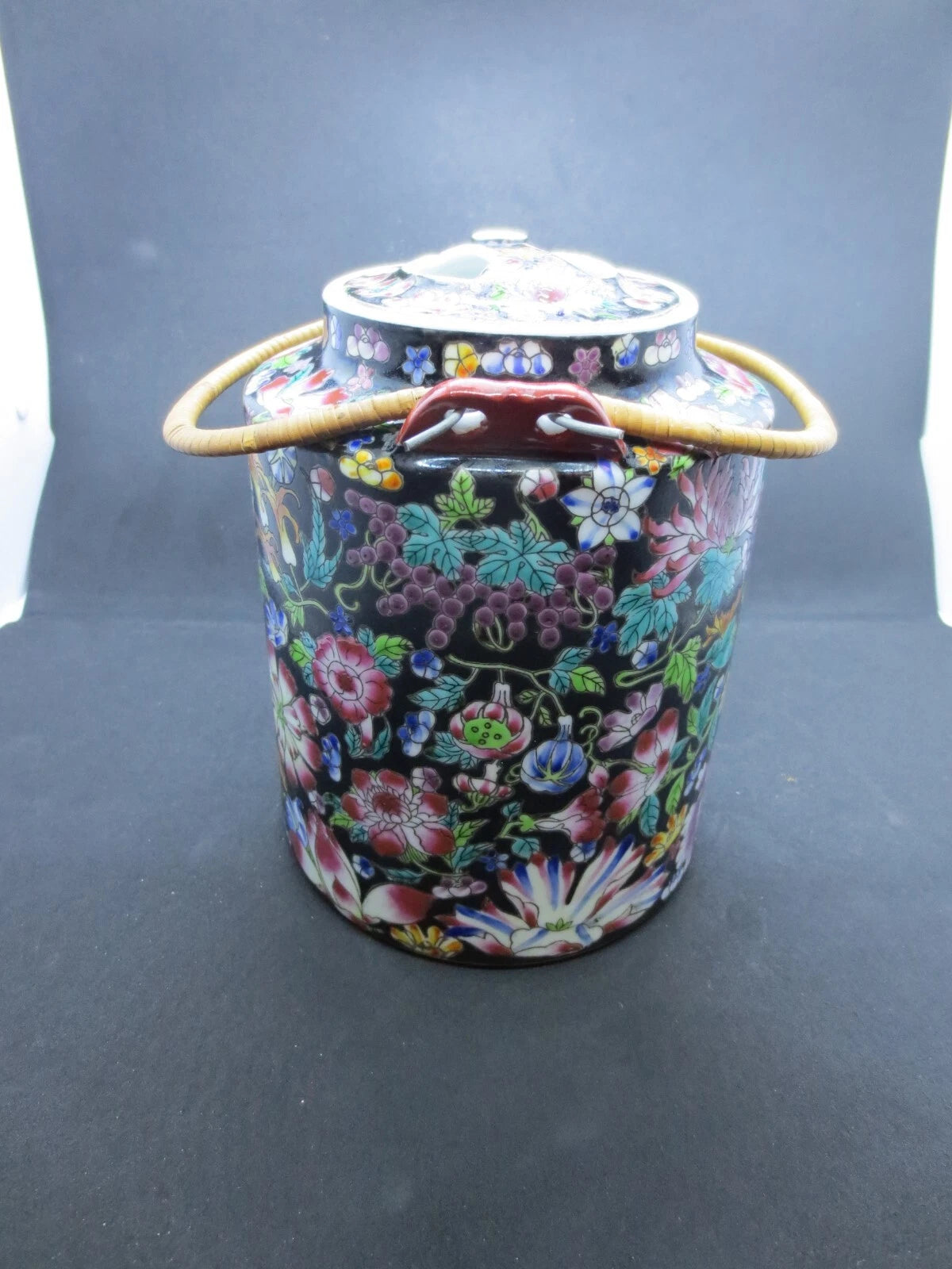 Vintage Chinese Hand Painted Mille Fleur Tea Pot Enameled Porcelain 1000 Flowers | eBay
