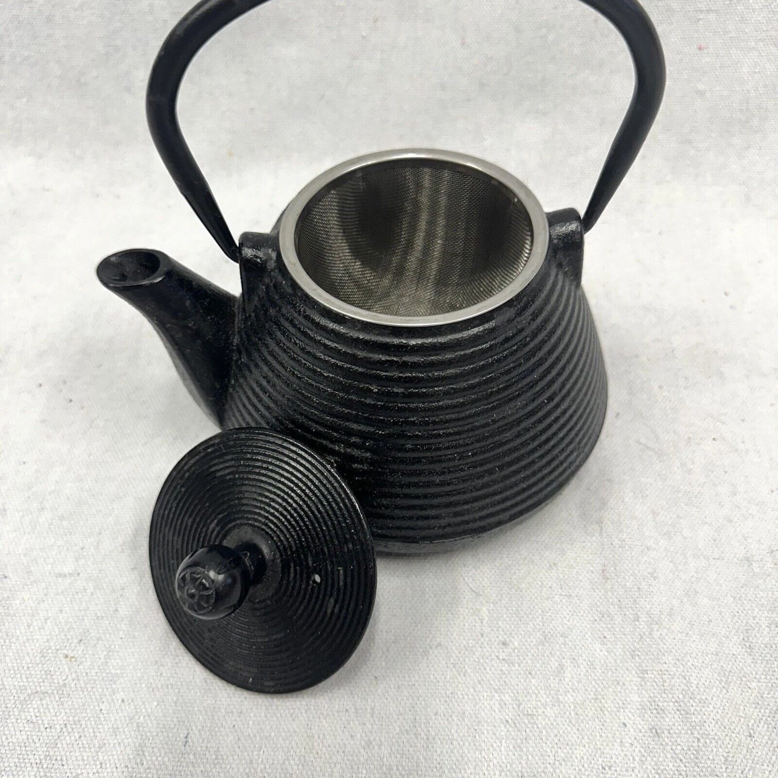 Cast Iron Black Ribbed Tea Pot Teapot Tea Kettle Enamel with Lid & Strainer Used | eBay