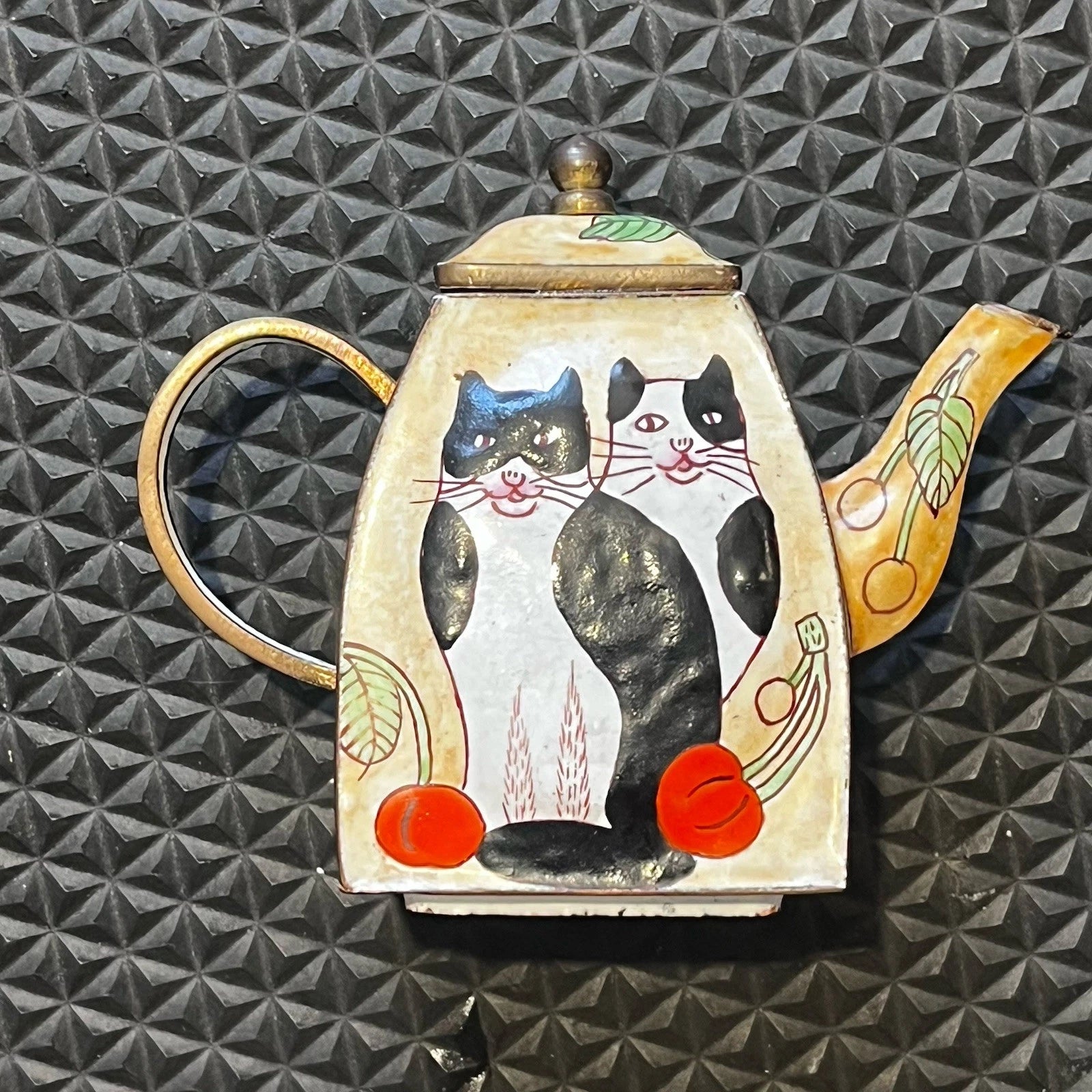 Enameled Metal Black & White Cats Mini 3 1/2” Teapot Preowned | eBay