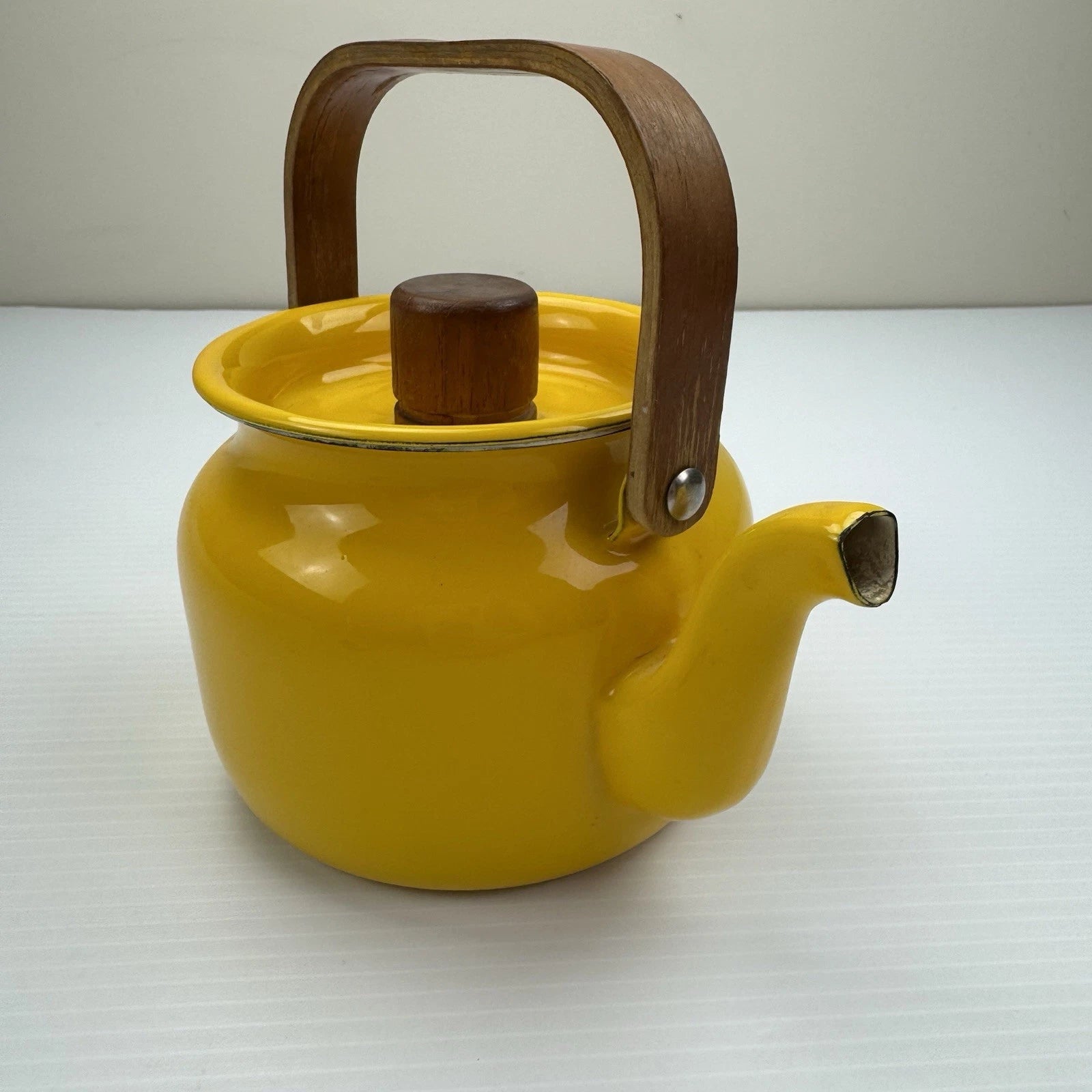 Vintage MCM Yellow Enamel Tea Kettle Teapot With Lid Wood Handle EnamelWare | eBay