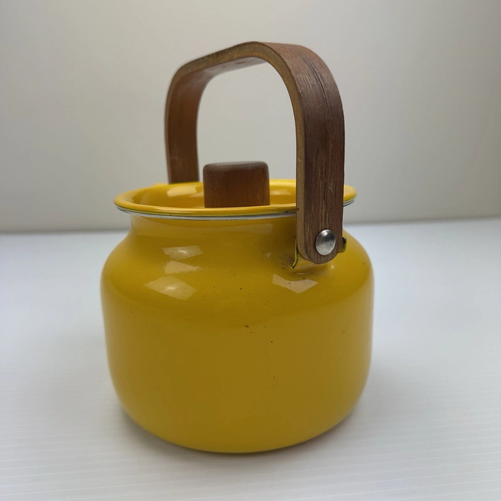 Vintage MCM Yellow Enamel Tea Kettle Teapot With Lid Wood Handle EnamelWare | eBay