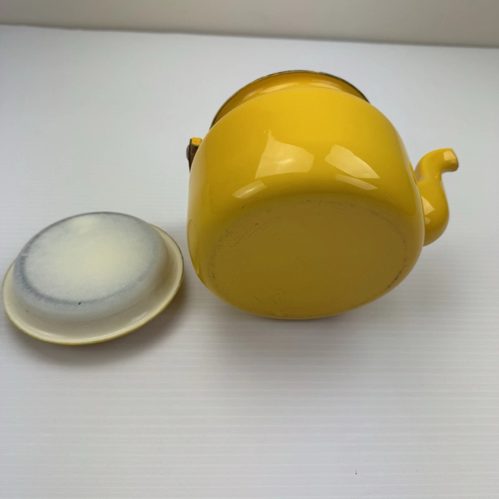 Vintage MCM Yellow Enamel Tea Kettle Teapot With Lid Wood Handle EnamelWare | eBay