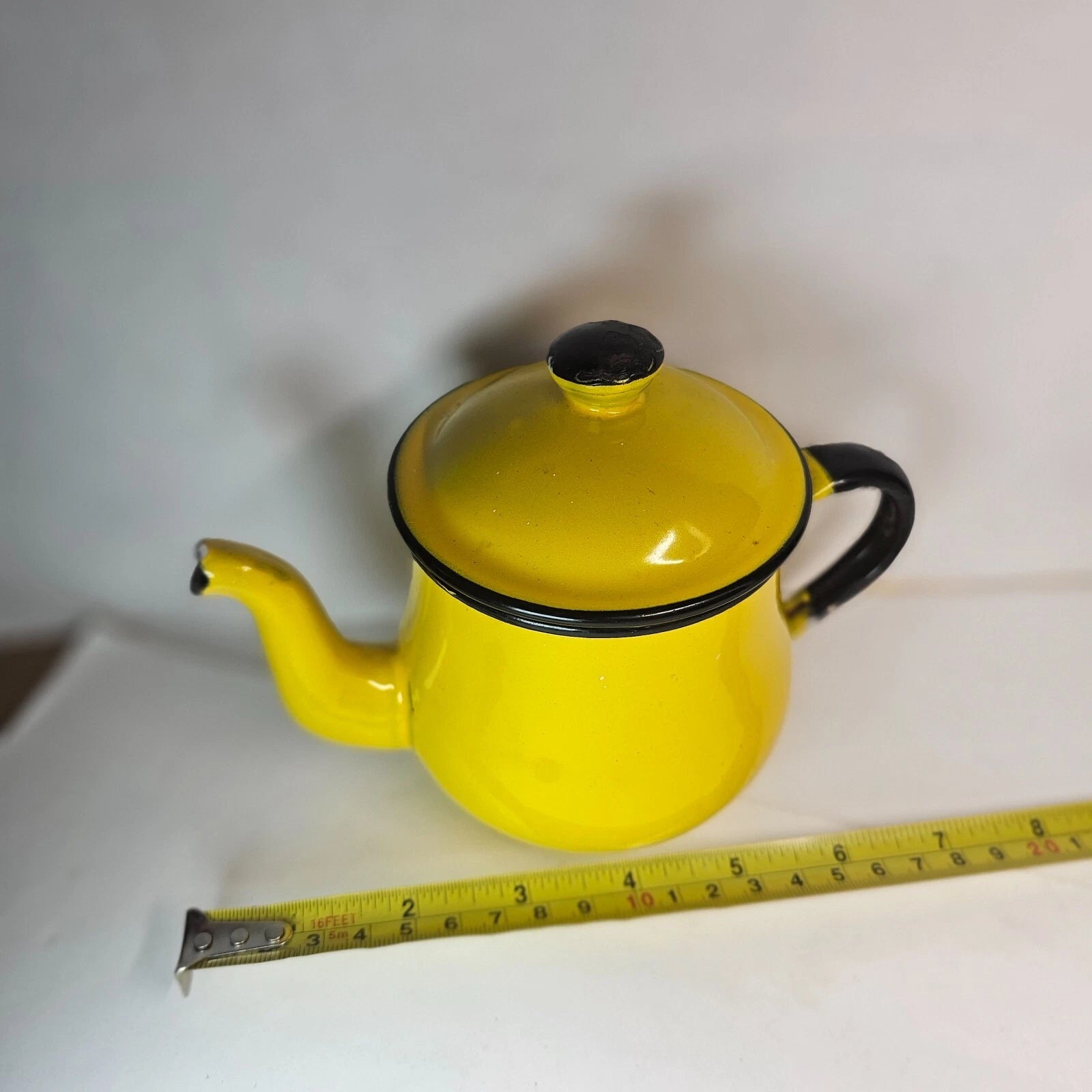 SMALL YELLOW ENAMEL TEAPOT PITCHER JAPAN PORCELAIN METAL LID BLACK ANTIQUE OTO | eBay