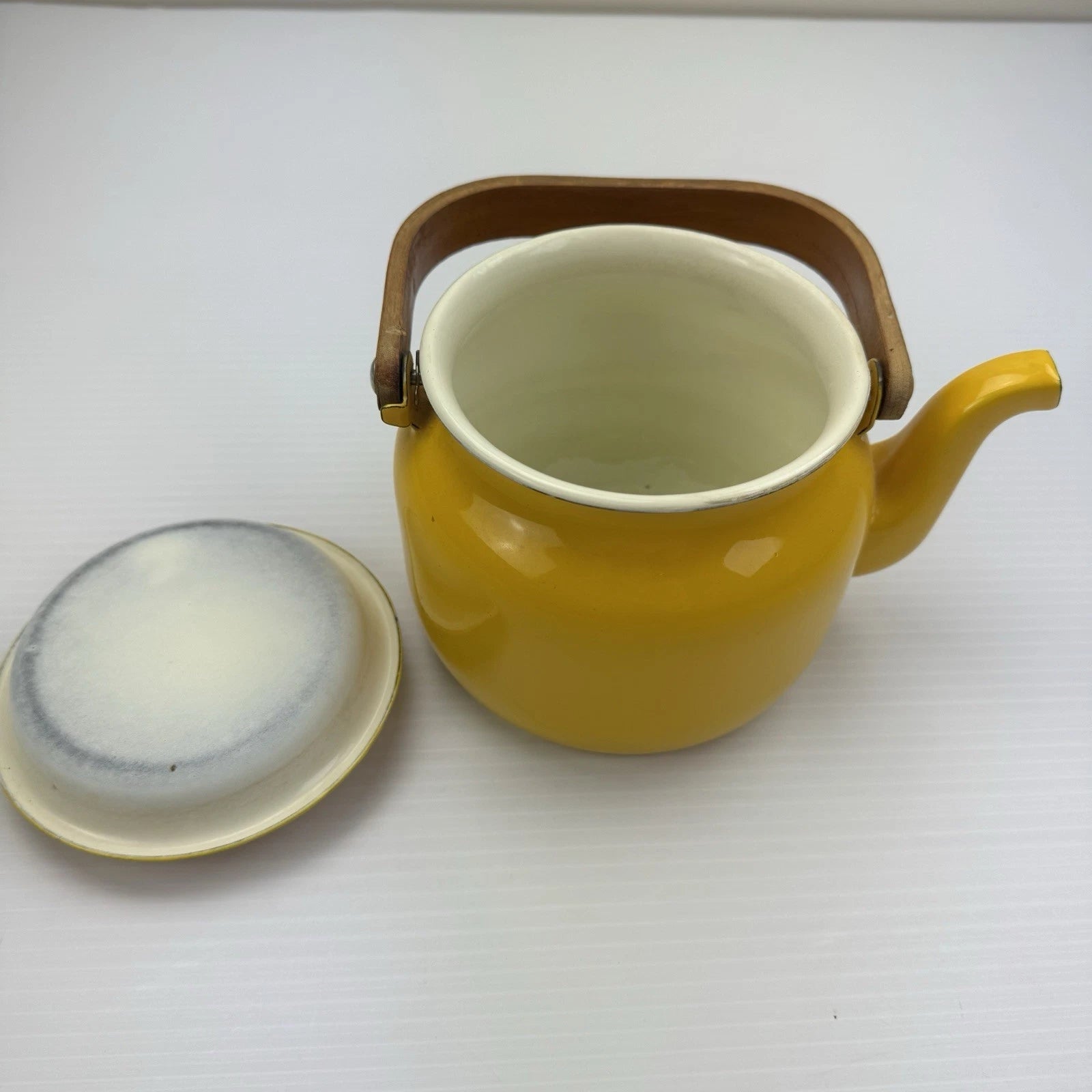 Vintage MCM Yellow Enamel Tea Kettle Teapot With Lid Wood Handle EnamelWare | eBay