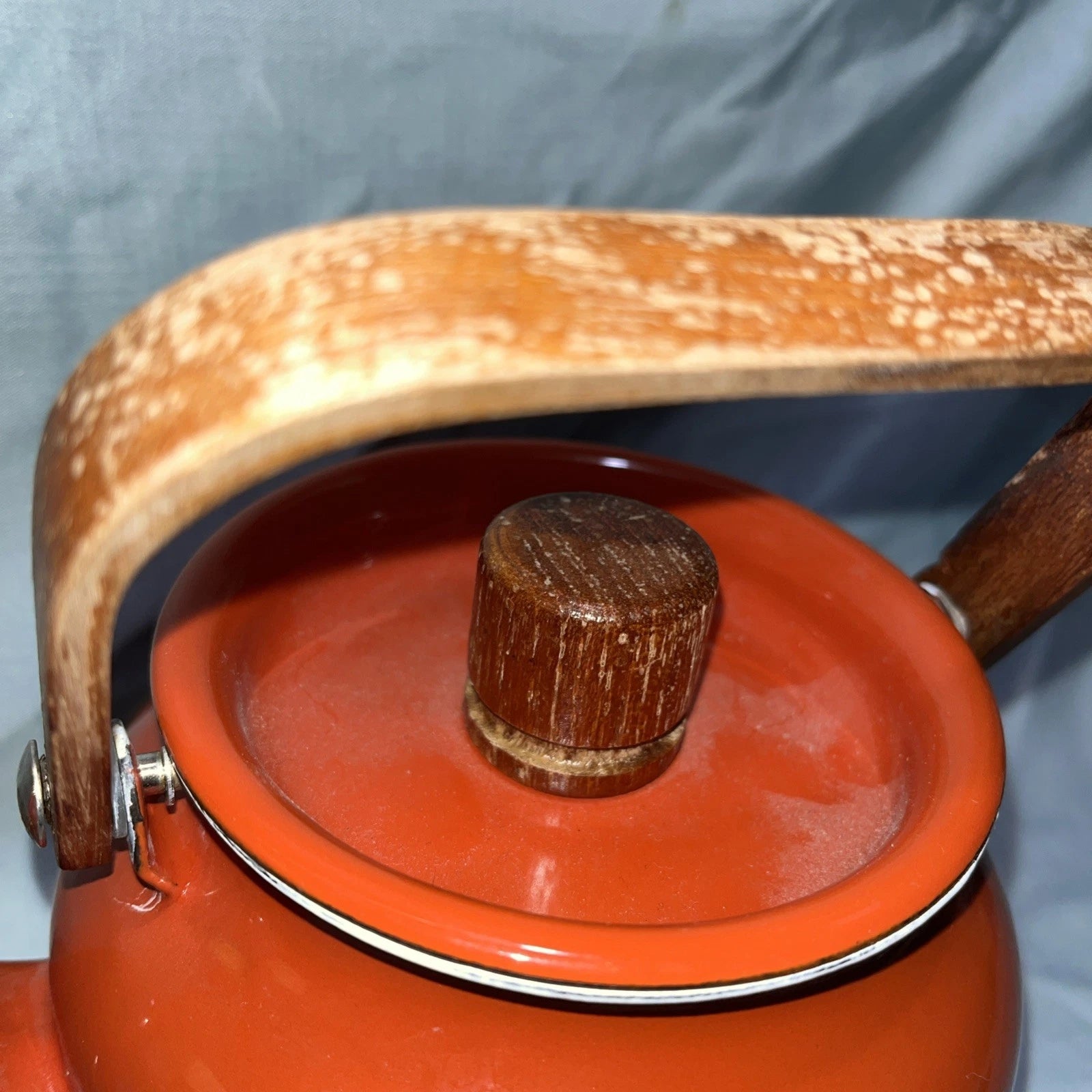 Vintage 4-Cup Enamel Tea Kettle Teapot - Red w/ Wood Handle & Lid - Retro Charm | eBay