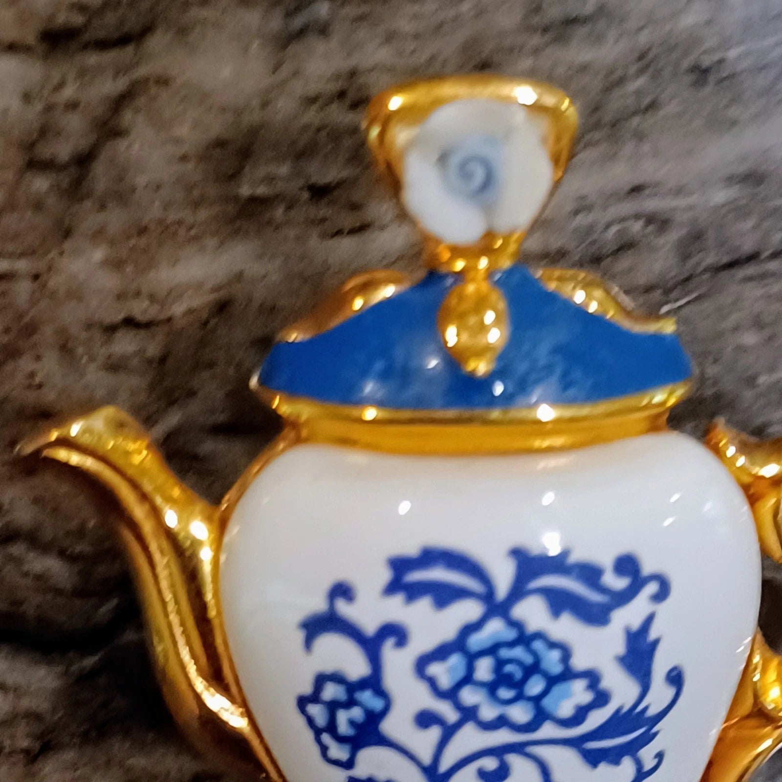 2-Vtg Avon teapot pins brooches marked porcelain faux pearl gold tone enamel | eBay