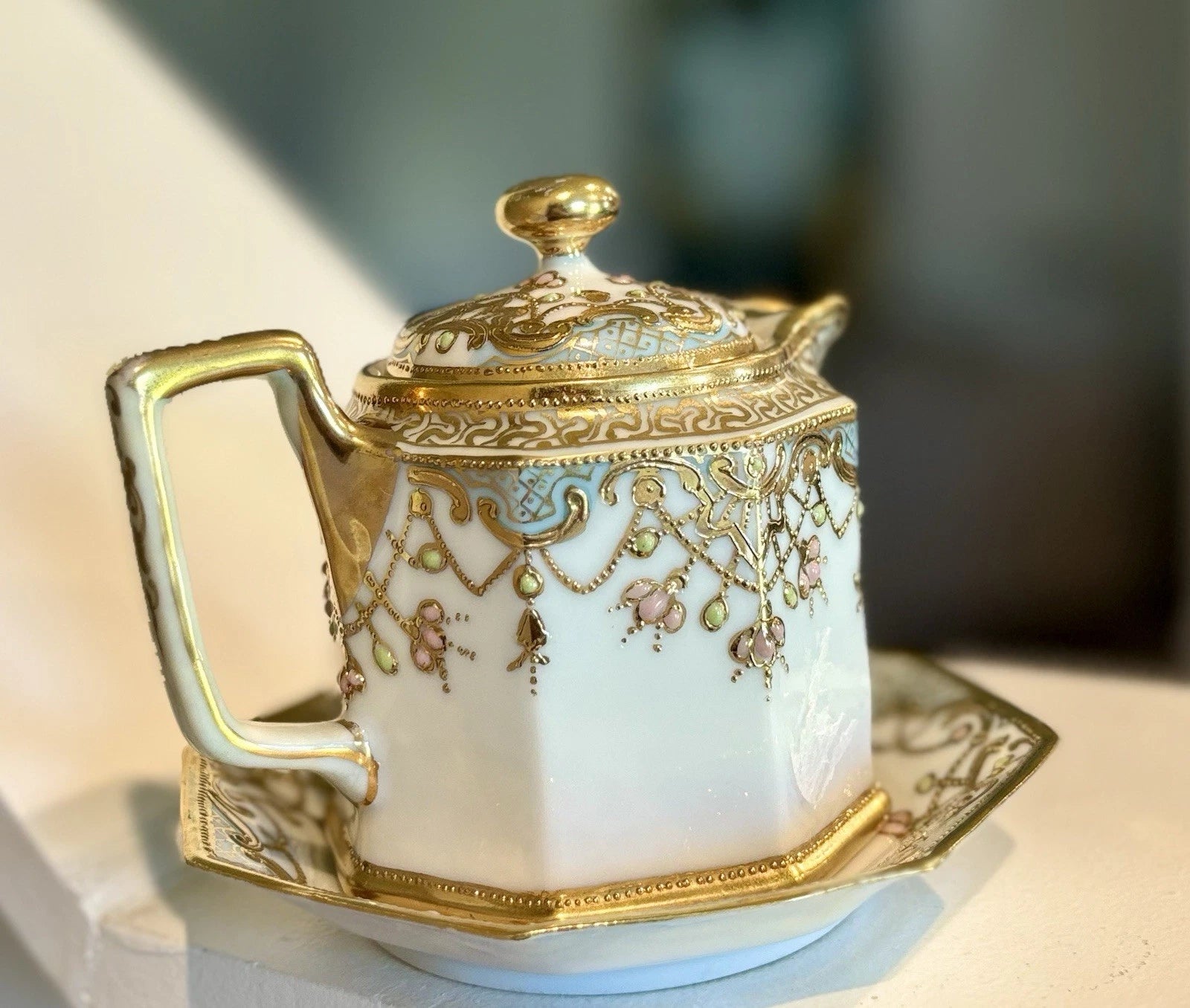 Esquisite NIPPON MORIAGE TEAPOT & UNDERPLATE GOLD ENAMEL - BEADING | eBay