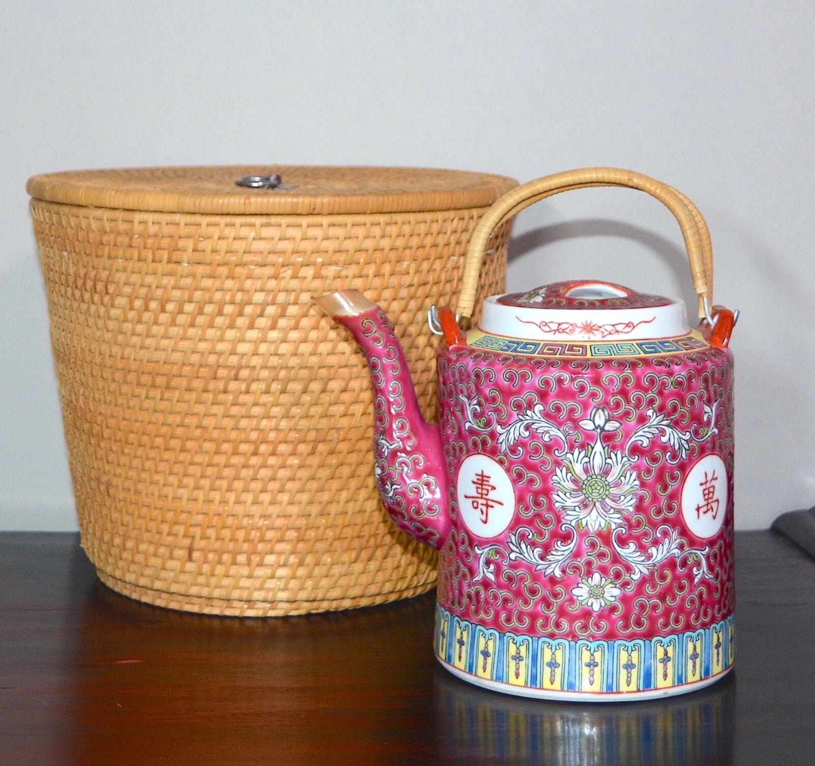 Chinese Famille Rose Enameled Porcelain Tea Pot Early 20thC Extra Lid & Basket | eBay