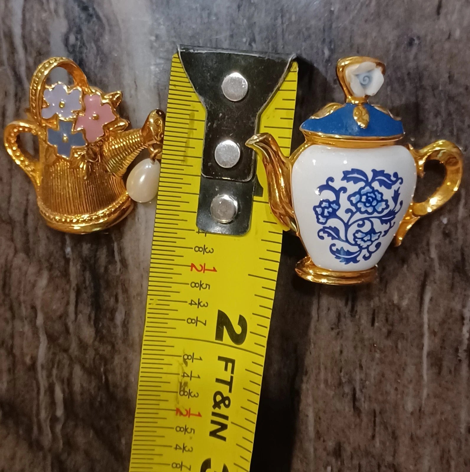 2-Vtg Avon teapot pins brooches marked porcelain faux pearl gold tone enamel | eBay