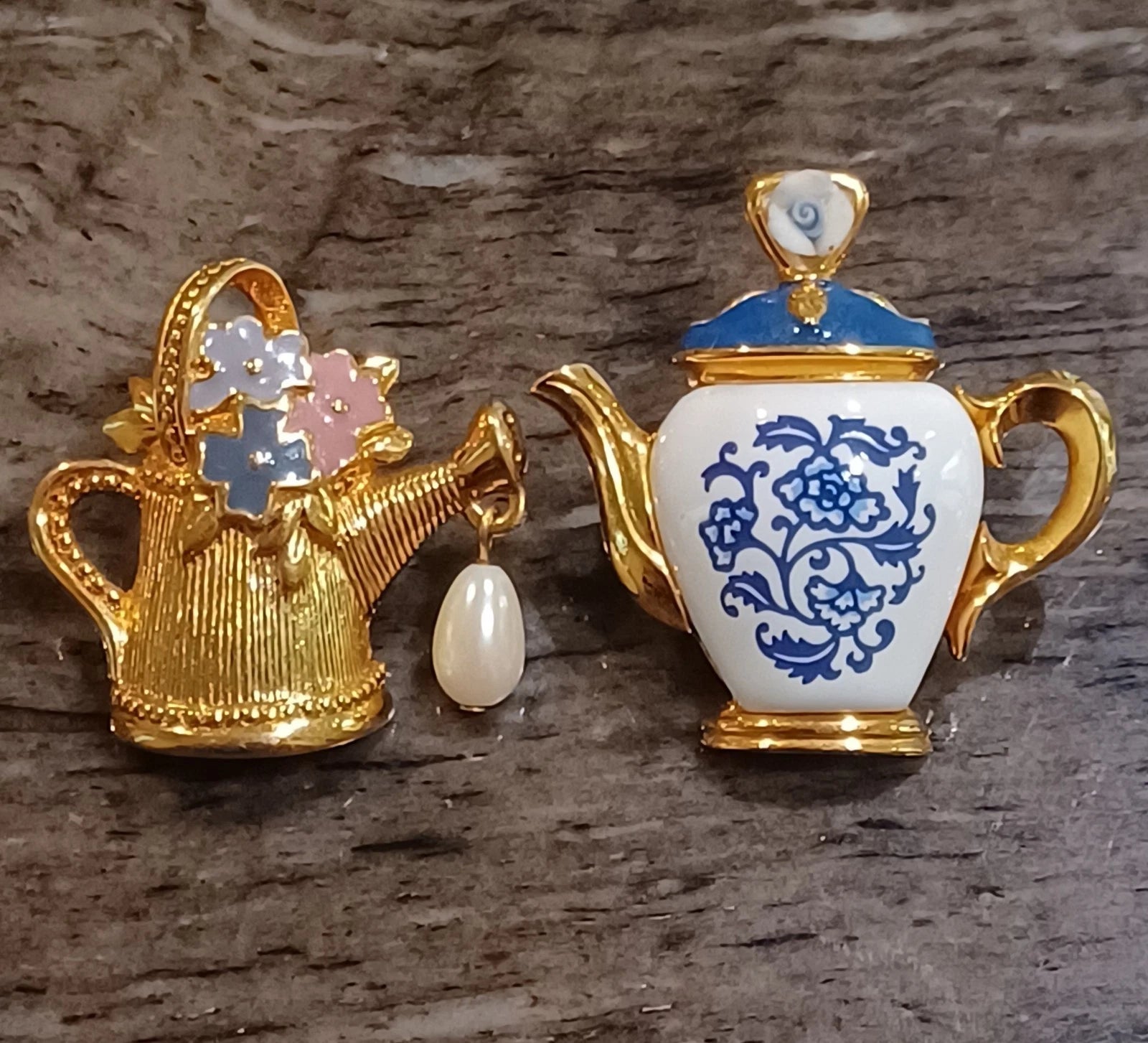 2-Vtg Avon teapot pins brooches marked porcelain faux pearl gold tone enamel | eBay